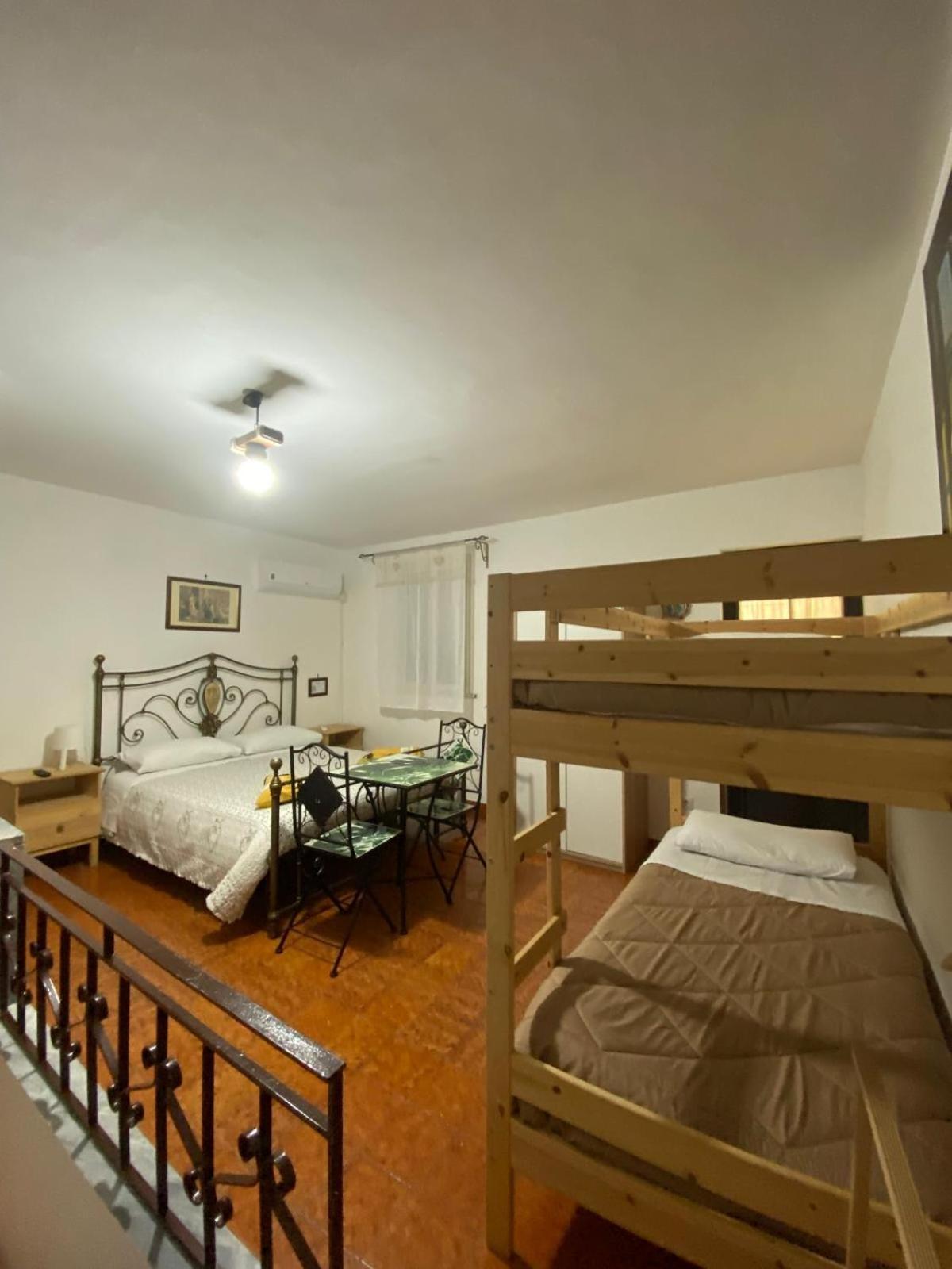 La Badia Hotel Messina Room photo